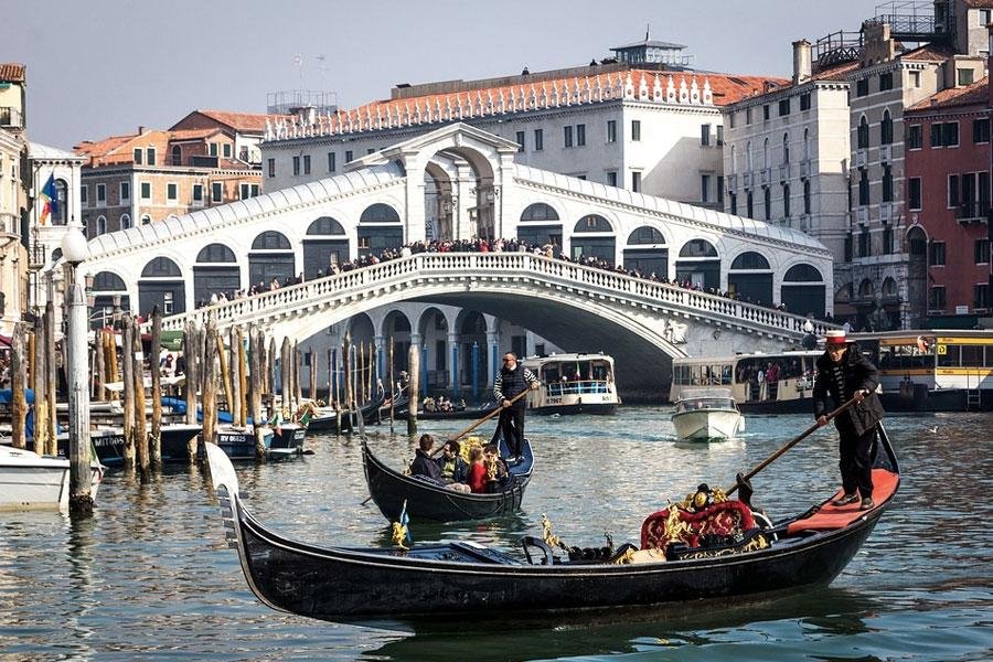 Gondolas en Venecia, Italia